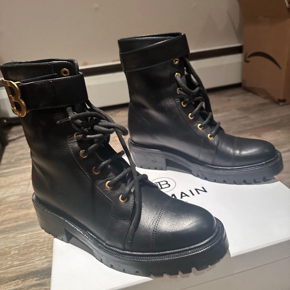 🔥 Balmain Skye Maille Combat Boots – Size 39 | Black & Gold Logo Luxe